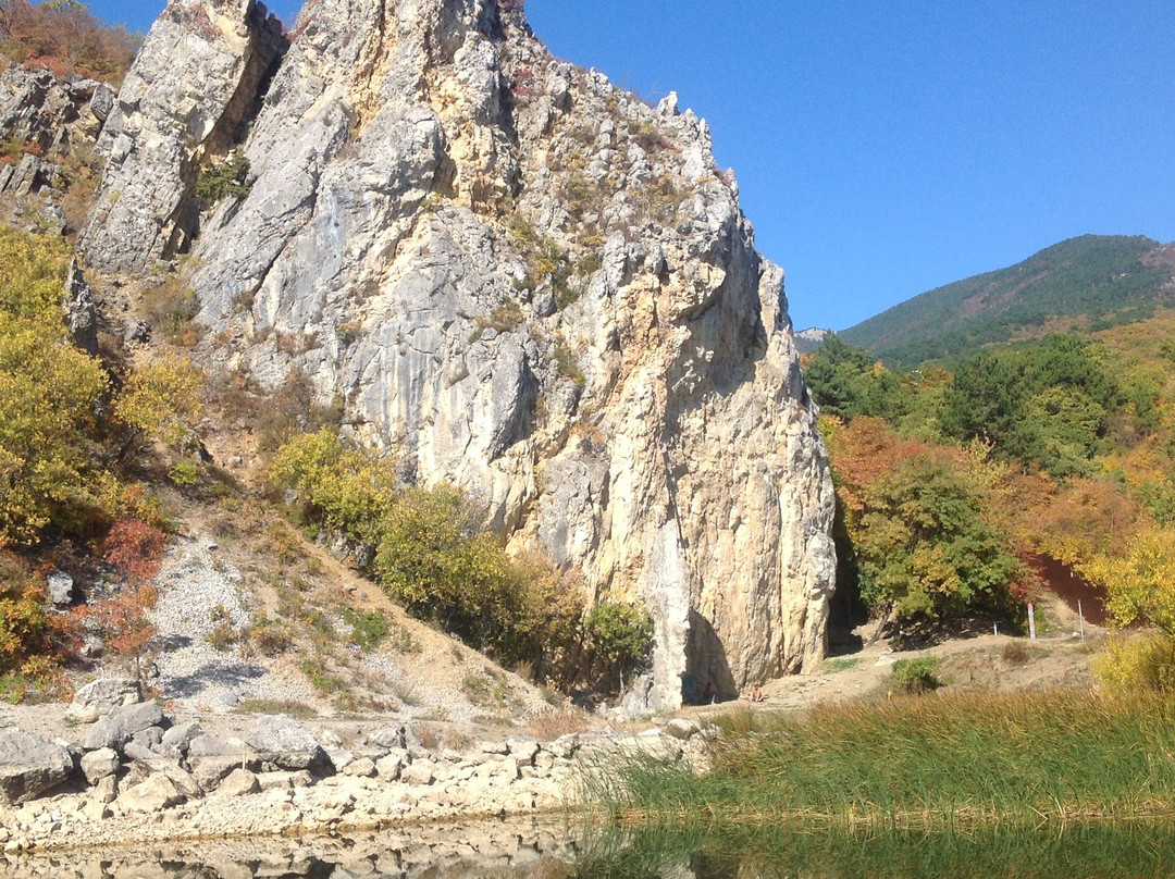 Krasny Kamen Rock-Krasnokamenka必去景点