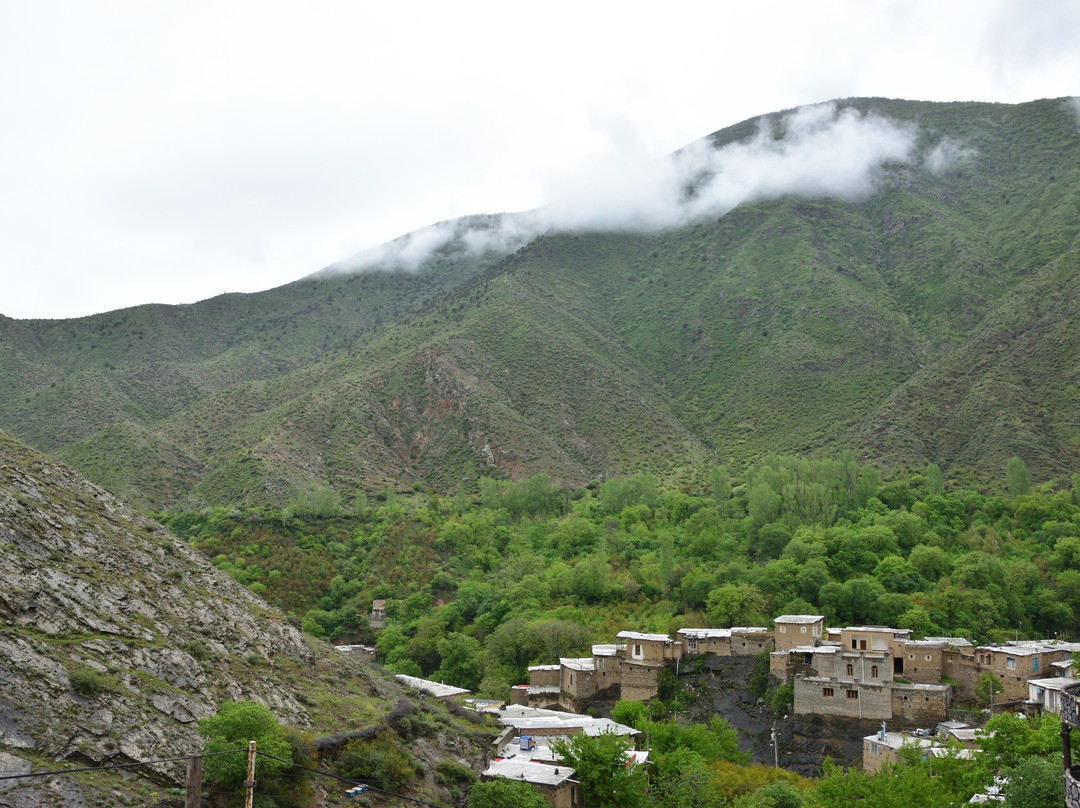 Ushtibin Village景点图片