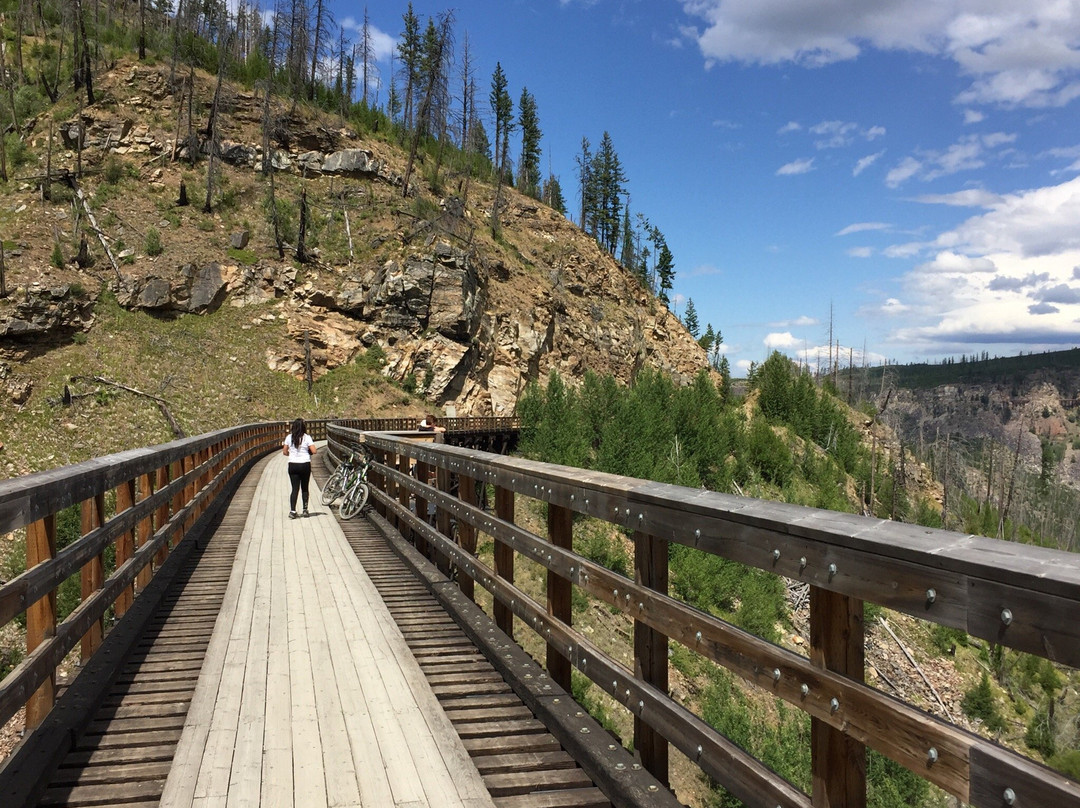 Myra Canyon Bicycle Rental and Tours景点图片