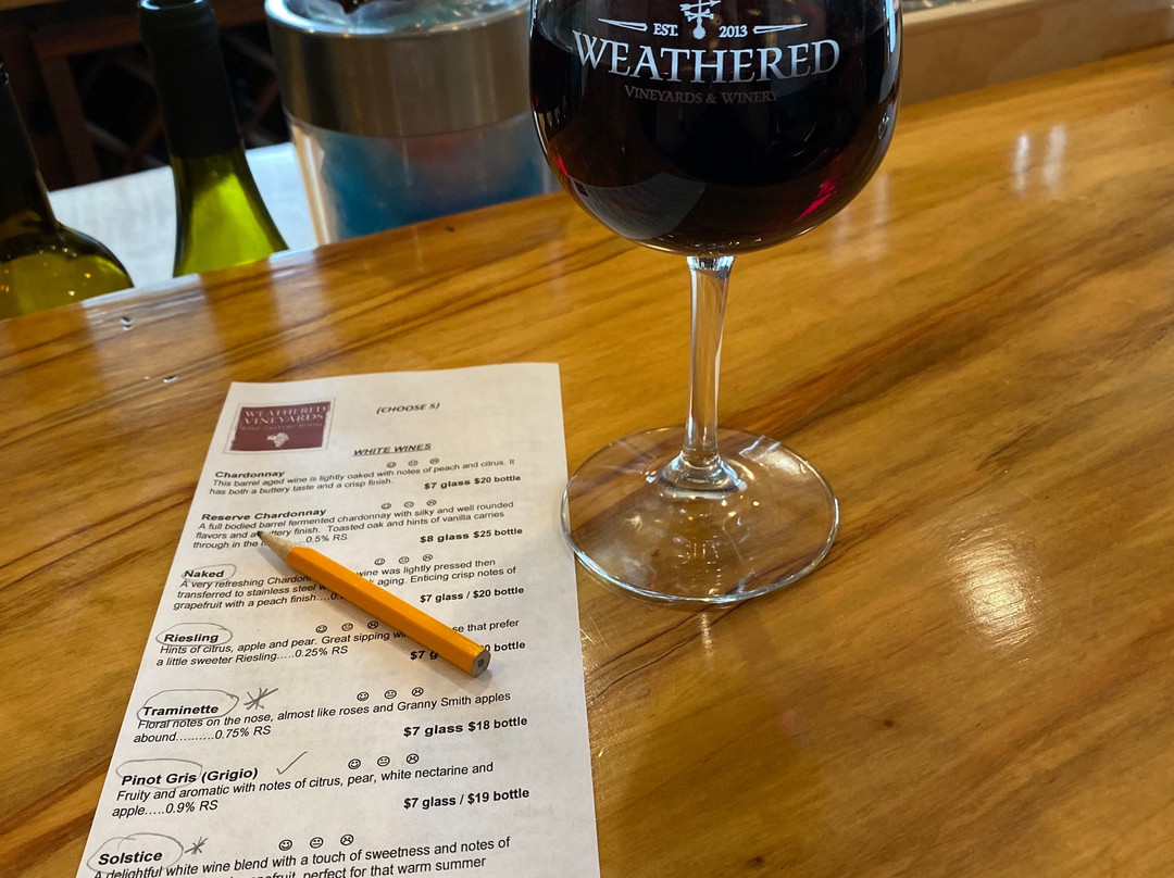 Weathered Vineyards Wine Tasting Room景点图片