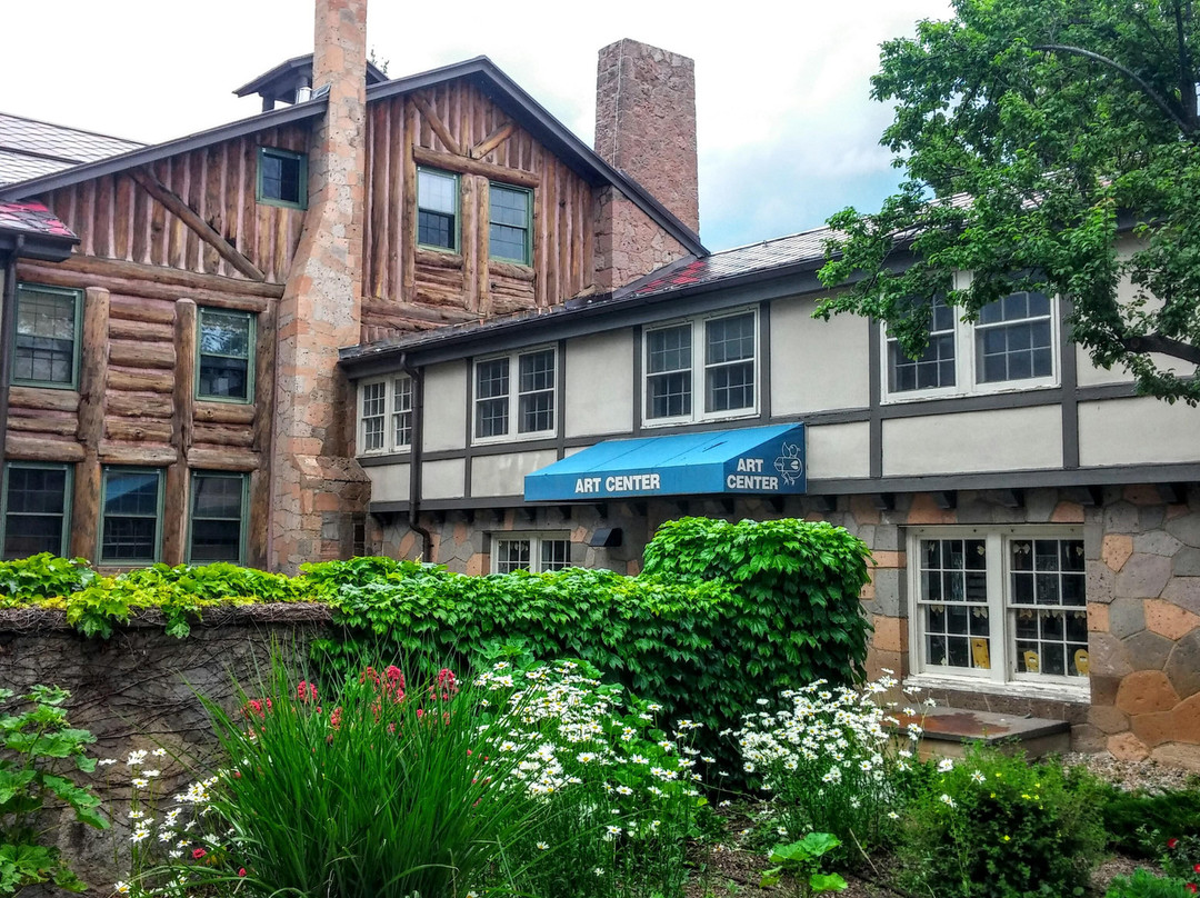 Fuller Lodge Art Center-Los Alamos必去景点