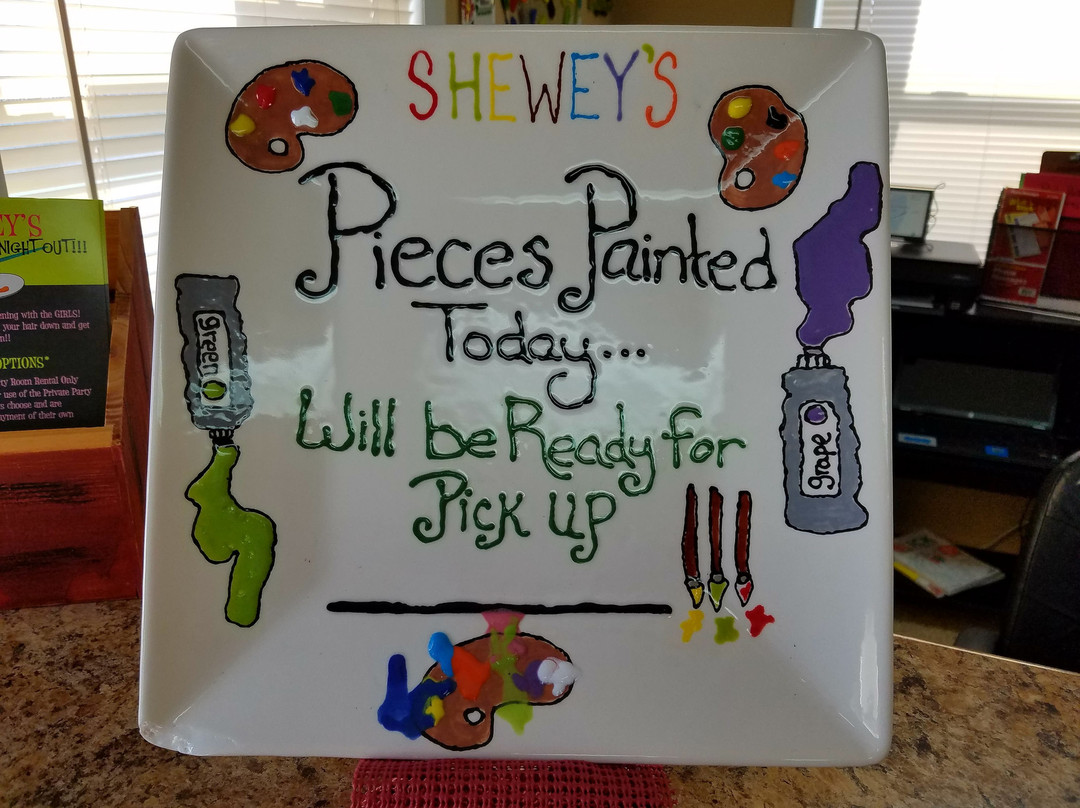 SHEWEY'S Paint Your Own Pottery Studio-Paris必去景点