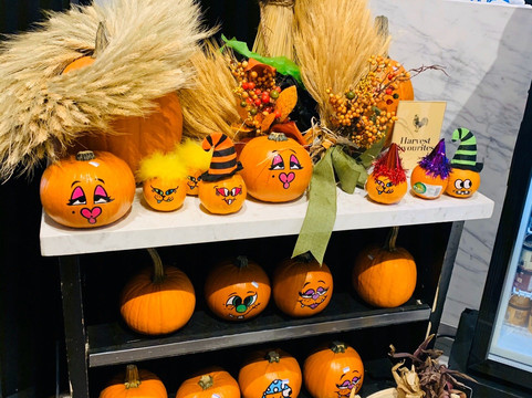 湾景村购物中心-多伦多必去景点