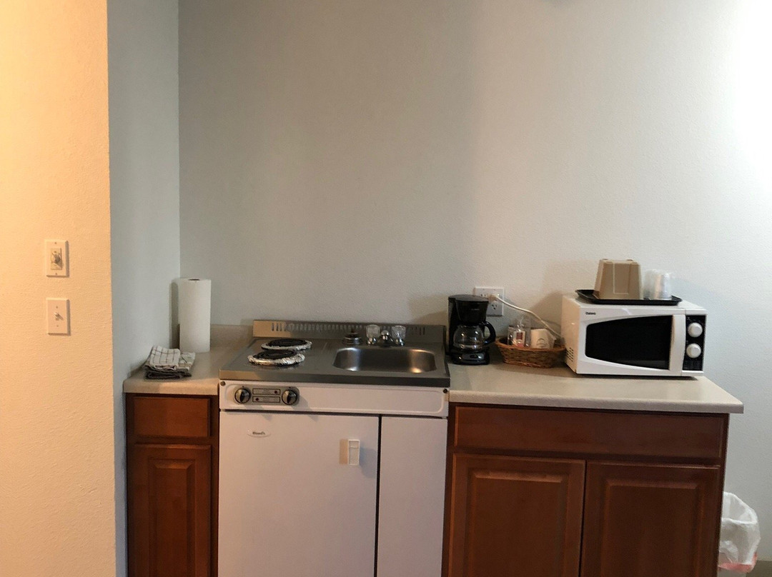 Ponderosa Motel主图