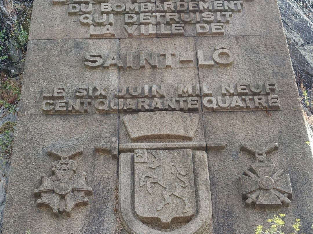 Monument a la Memoire des Victimes Civiles du 6 juin 1944景点图片
