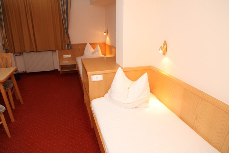 乎贝霍夫酒店主图