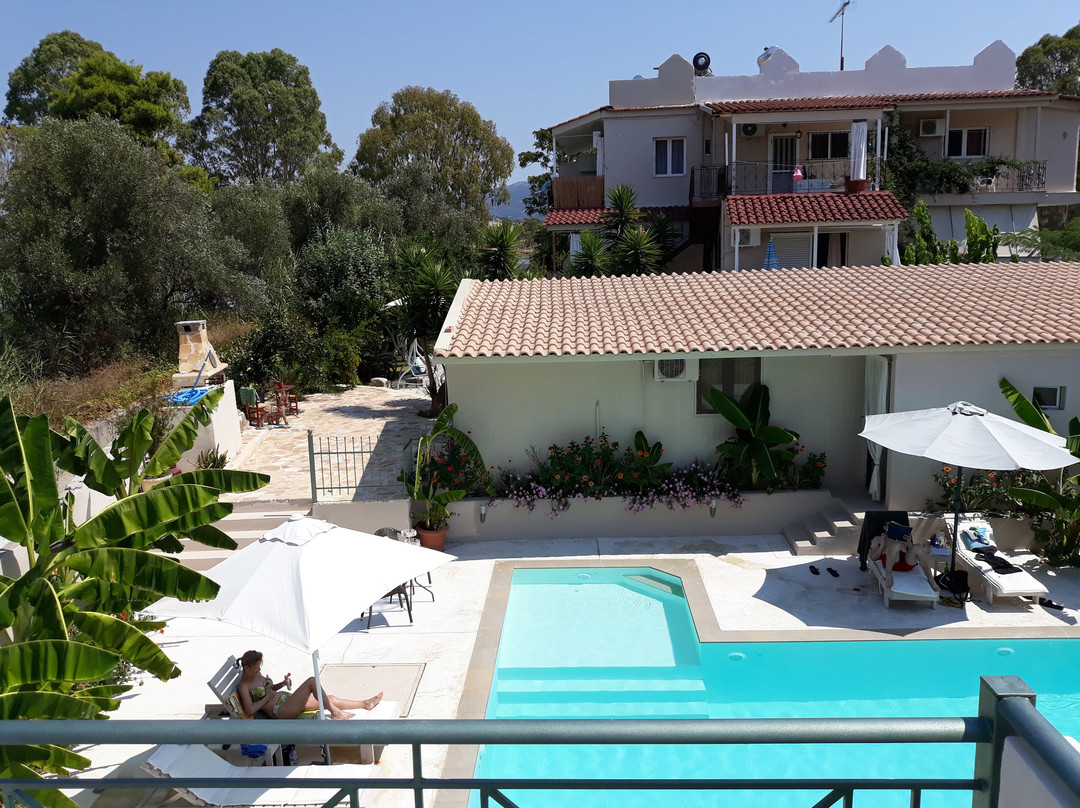 Villa Olga Apartments & Studios主图