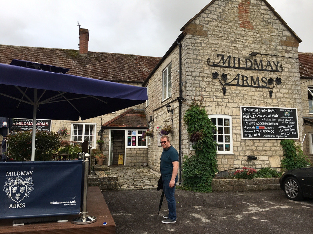 Mildmay Arms-Queen Camel必去景点