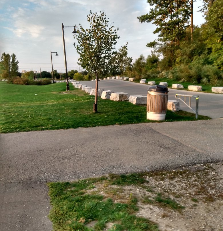 McLennan Park-基奇纳必去景点