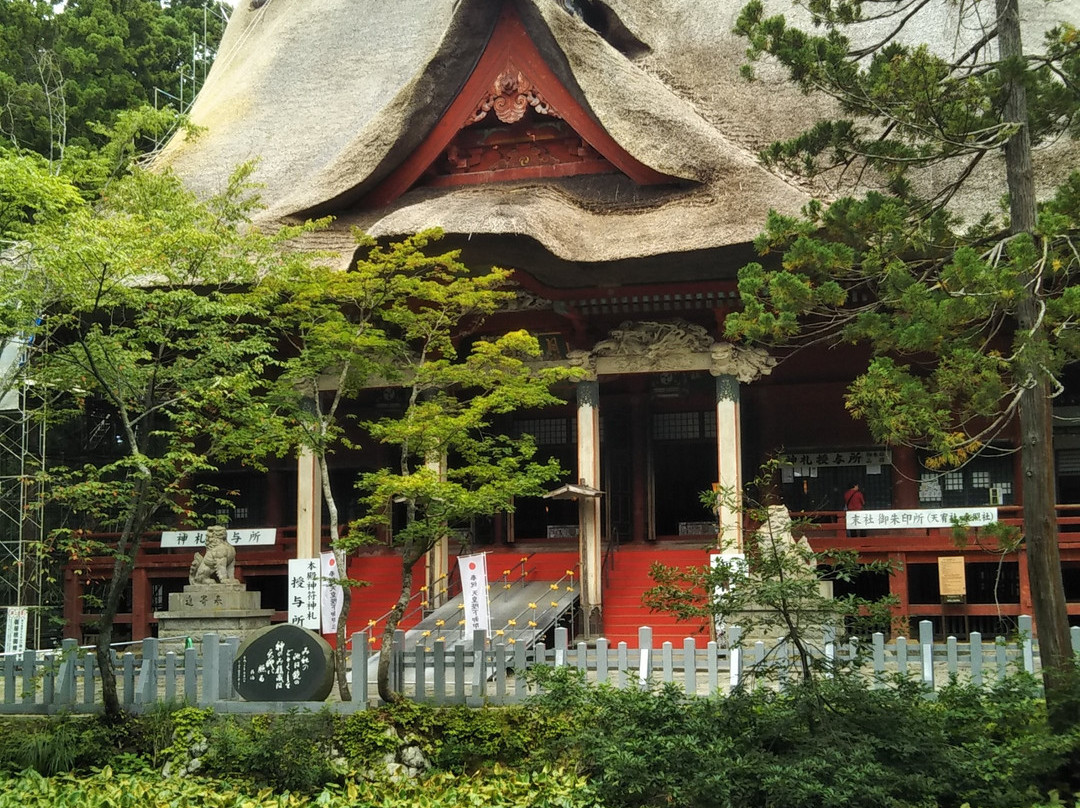 Kagami Pond景点图片