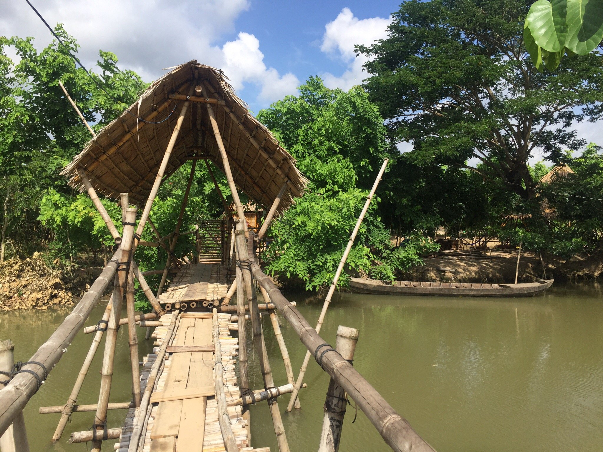 Maison en Bambou Phong -Le Vent-官方