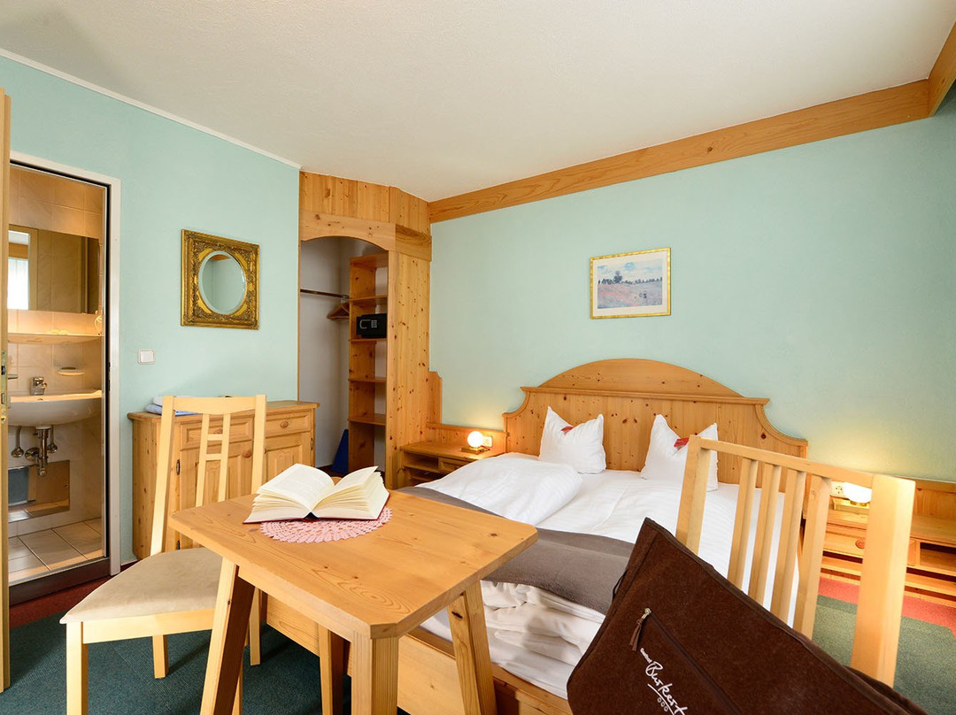 Gasthof Hotel Burkert主图