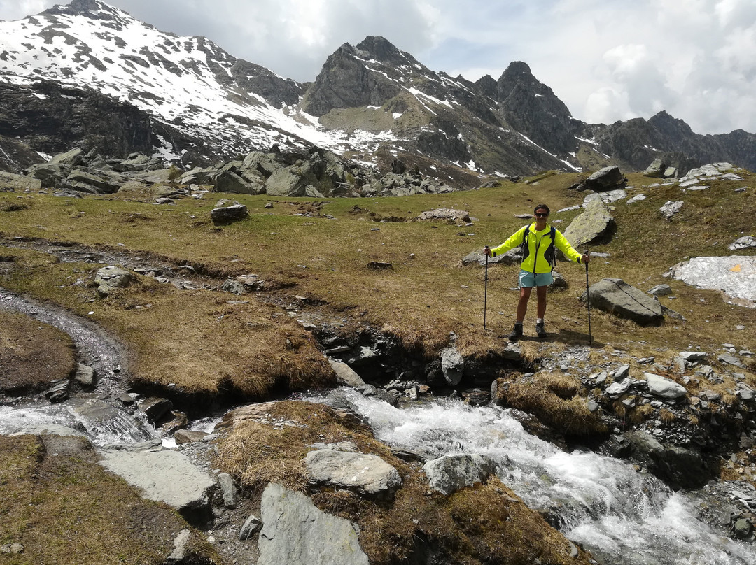 Rifugio L'Aroula主图