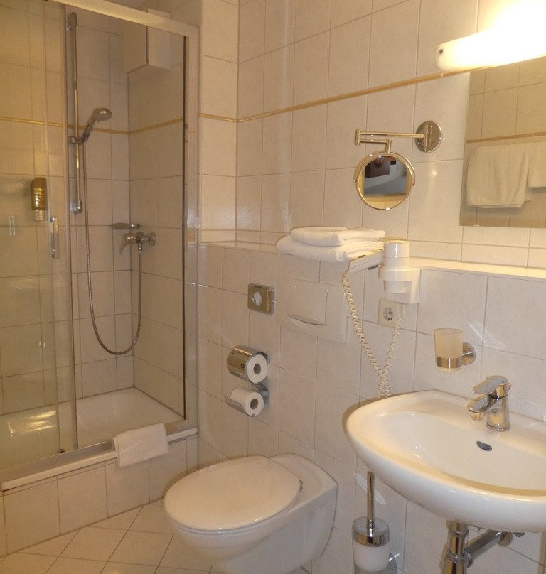 梅耶霍夫酒店主图