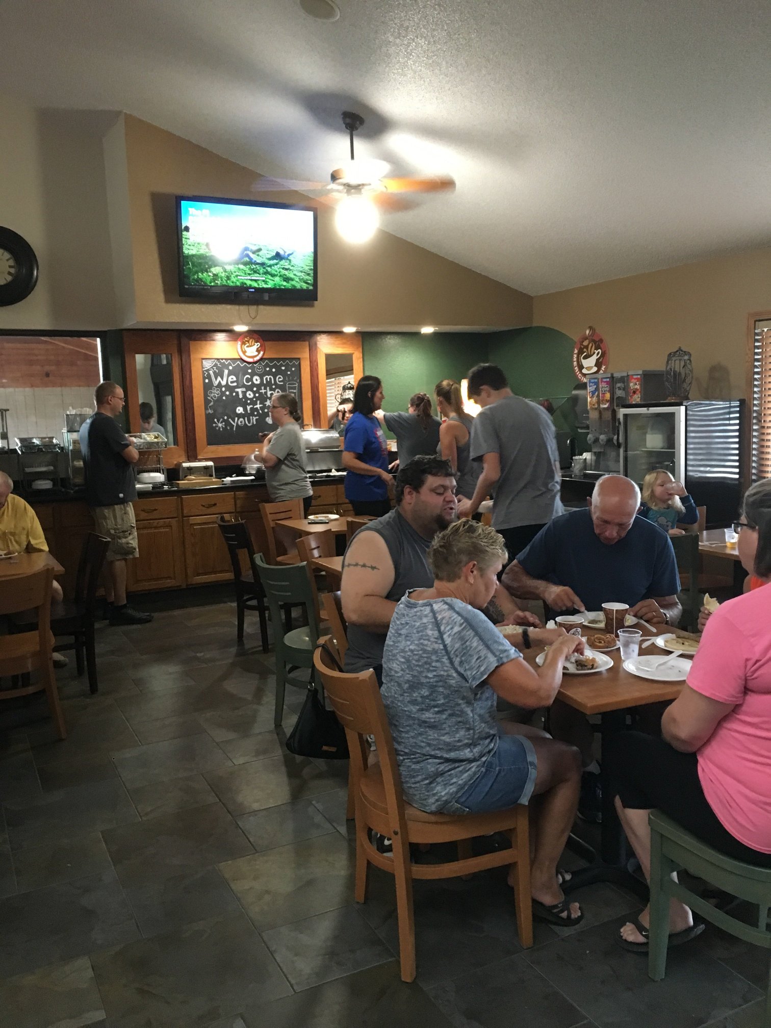 AmericInn by Wyndham Ankeny/Des Moines-餐饮