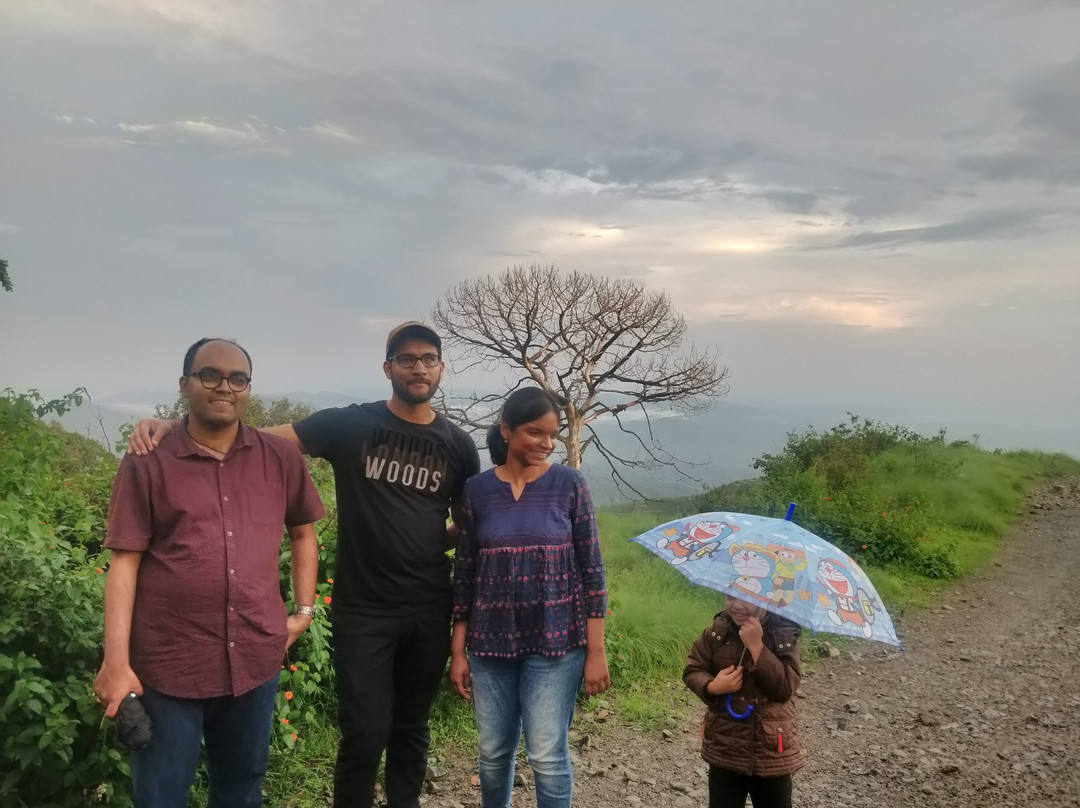 Charekh Food and Forest Resort主图