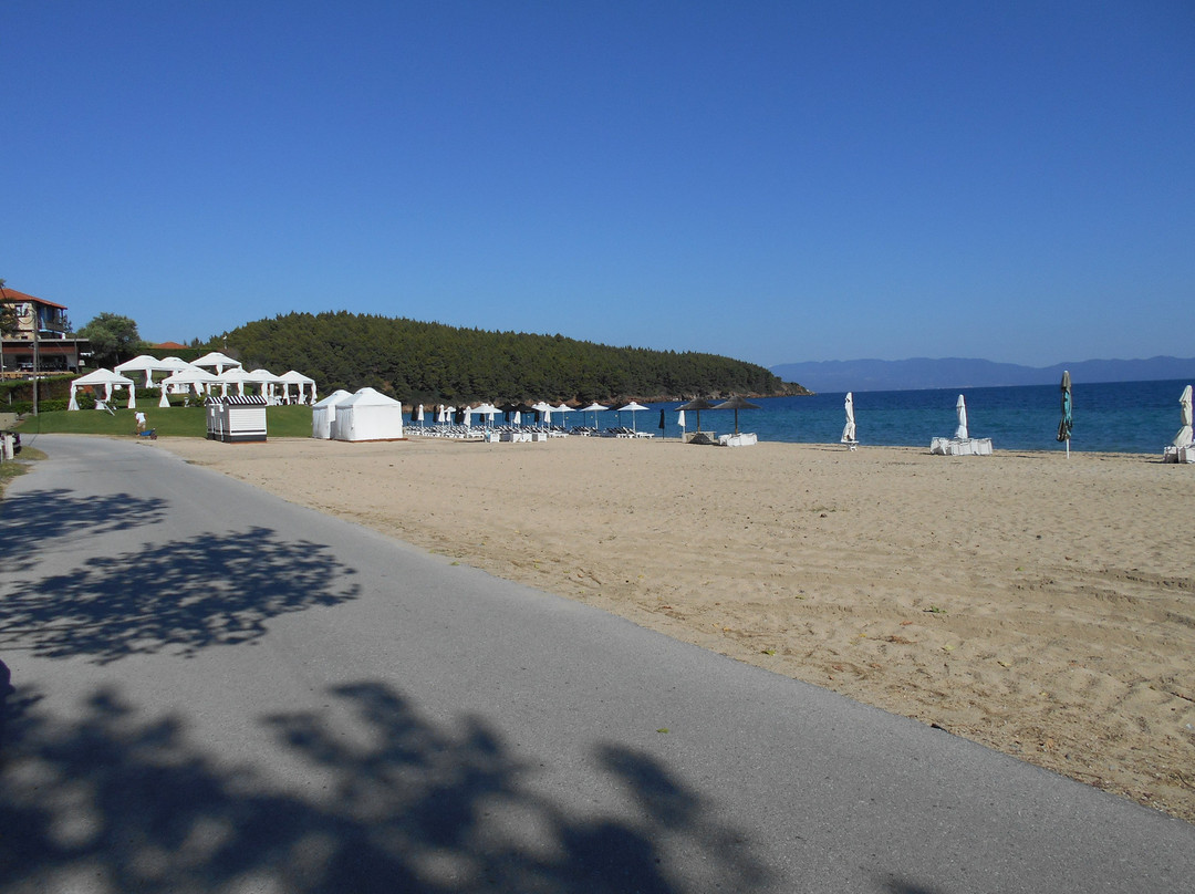 Comitsa Beach景点图片