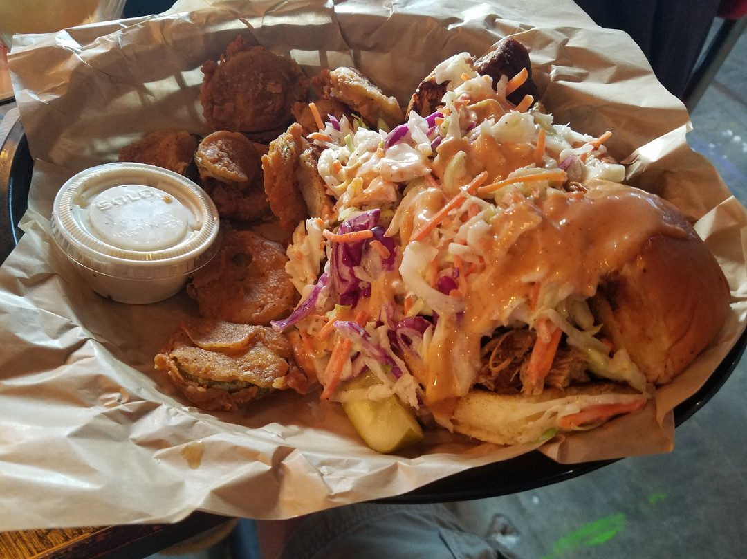 Afton餐馆和美食-Blind Swine