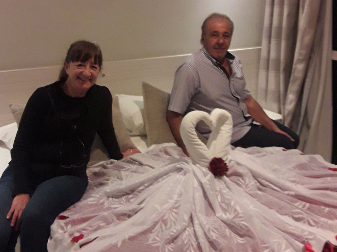 瓜鲁雅大酒店主图