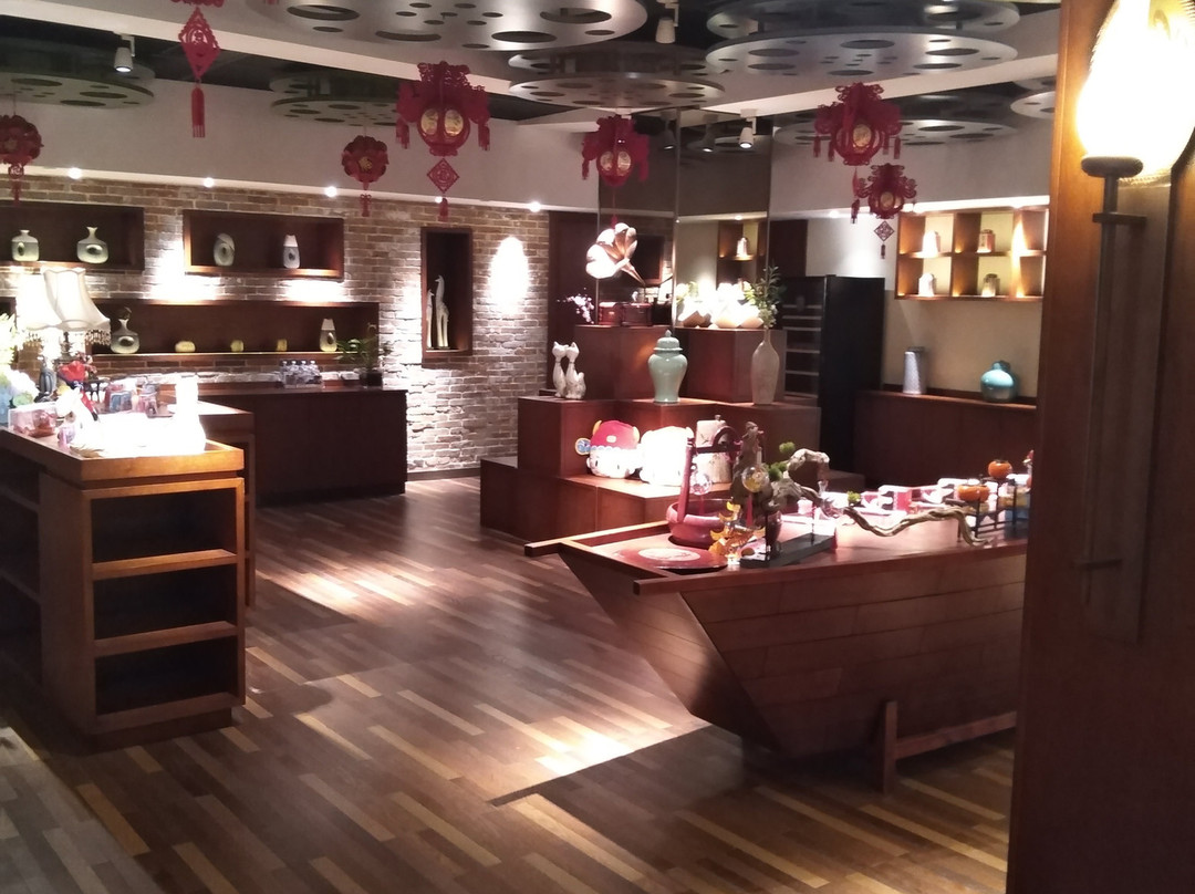 南京夜泊秦淮君亭酒店大戏院店主图