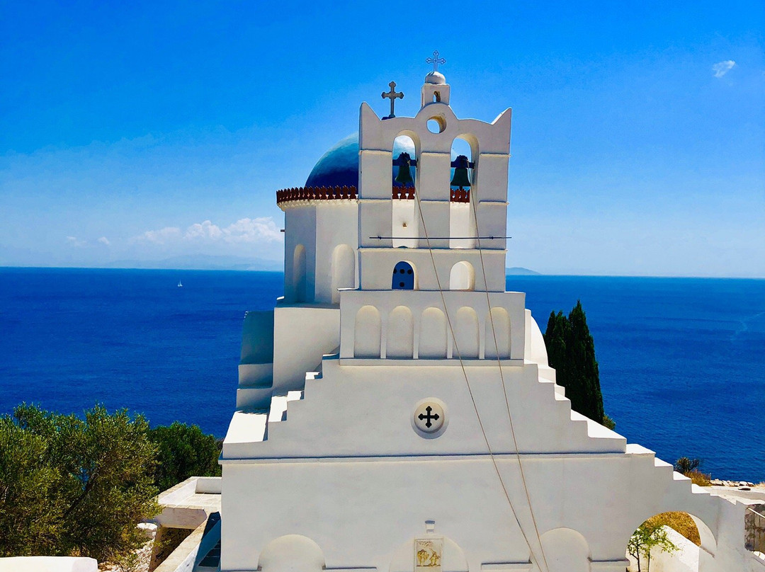 Kamaroti Suites Hotel主图