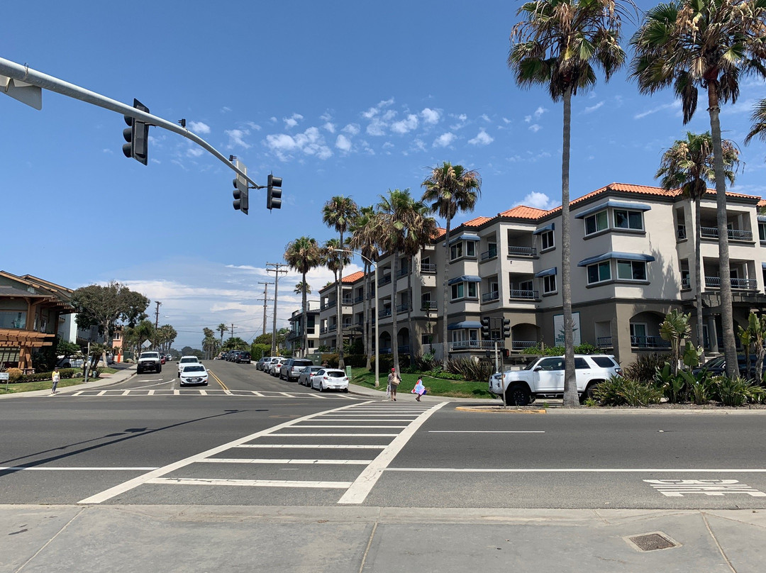 Carlsbad Village Art & Antique Mall-卡尔斯巴德必去景点