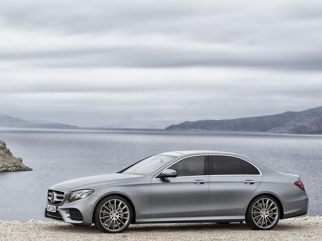 Golden Touch Transport-土伦必去景点