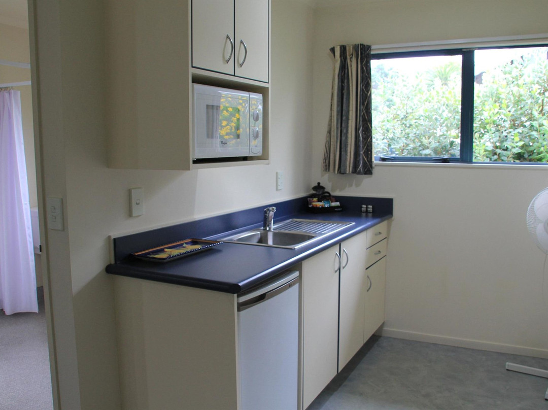 Bassingers Motor Lodge主图