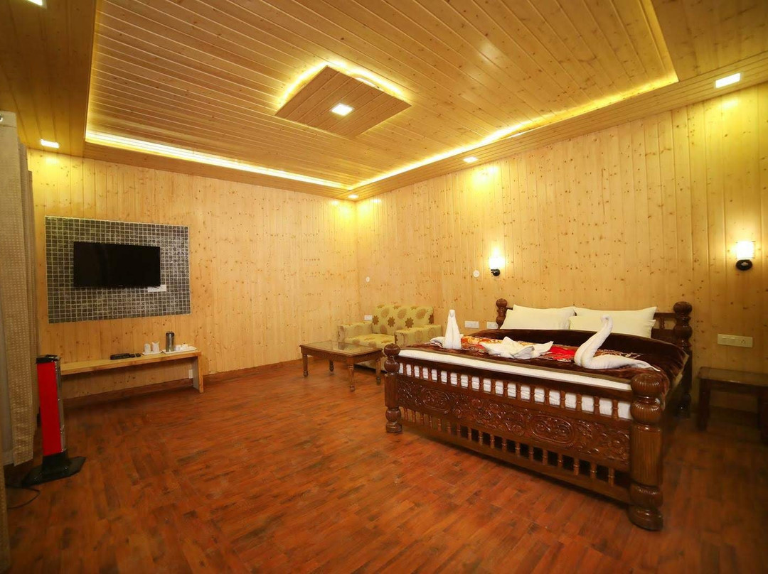 KVR Clarks Inn Kufri, Shimla主图
