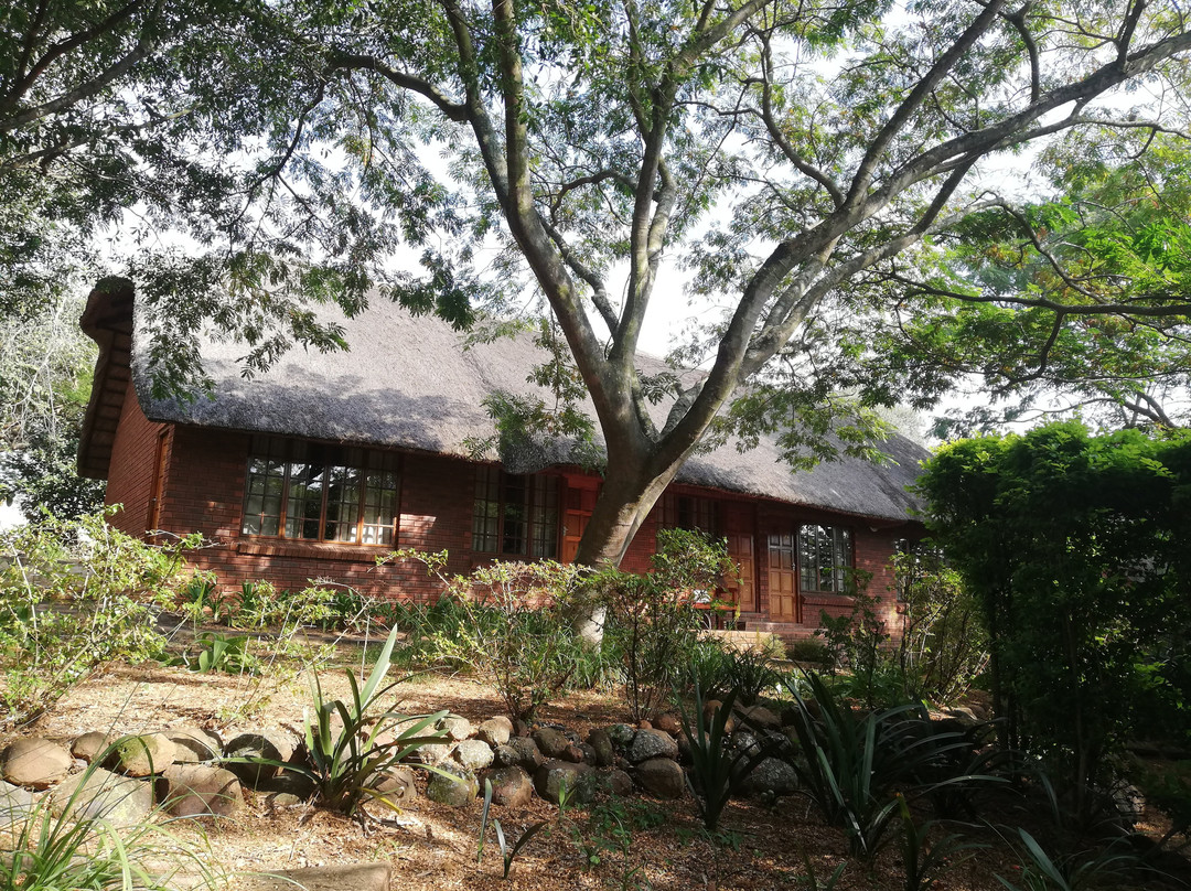 Thorn Tree Lodge & Conference Centre主图