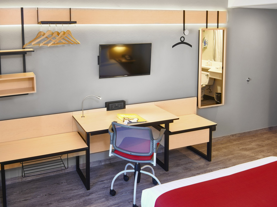 City Express By Marriott León主图