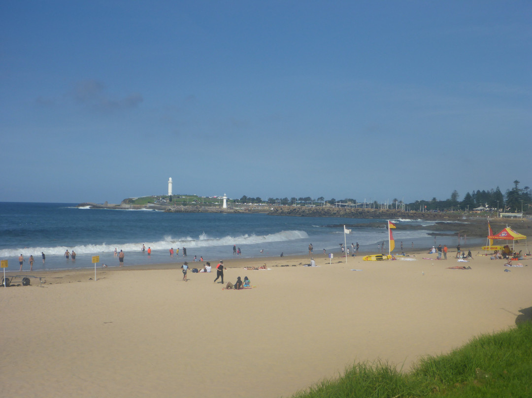 North Wollongong Beach景点图片