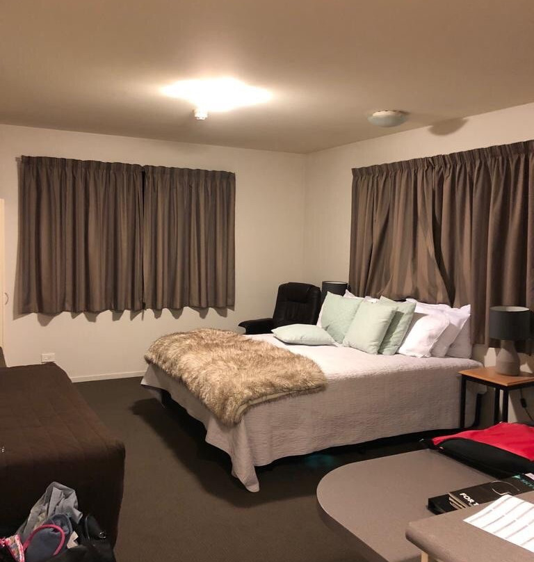 Blenheim Palms Motel主图