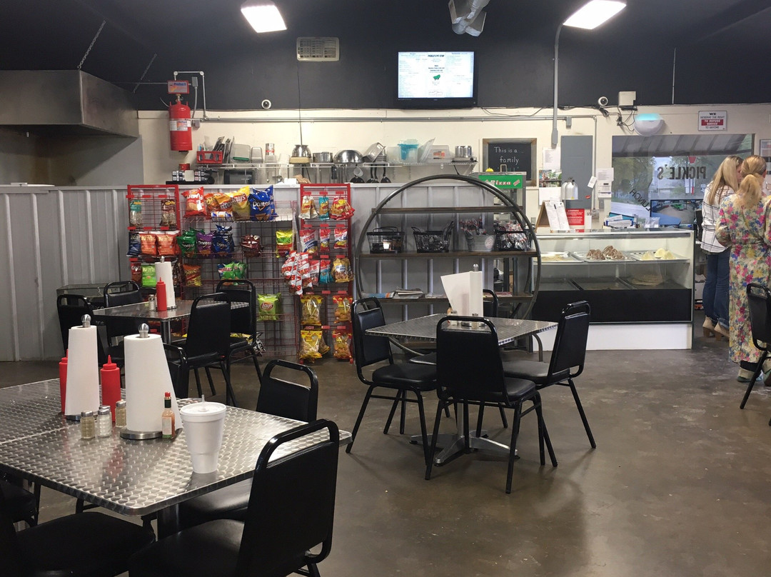 Saint Jo餐馆和美食-Pickles Pit Stop