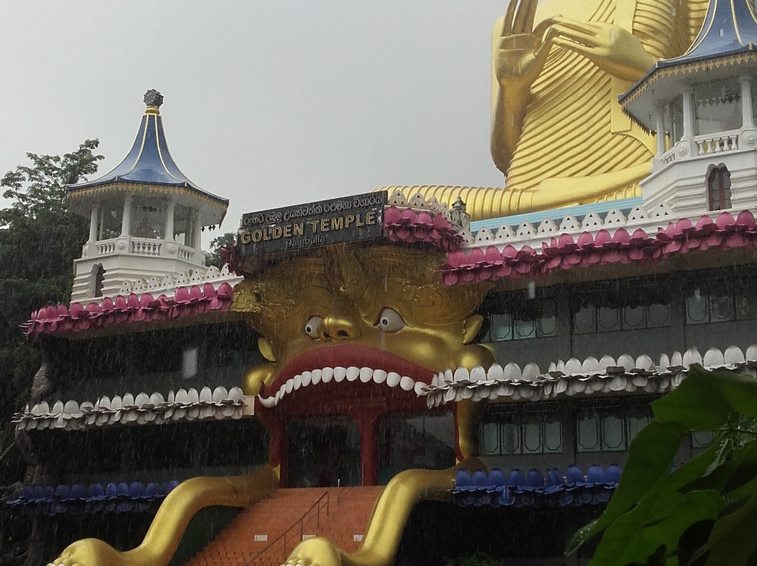 Sath Paththini Devalaya-丹布拉必去景点