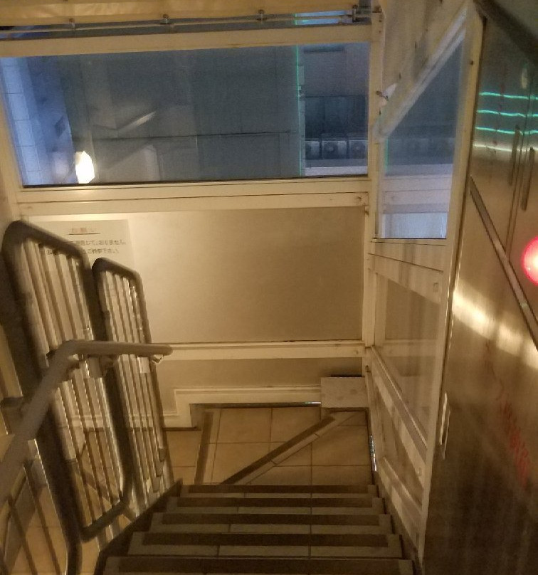 新桥登记入住酒店主图