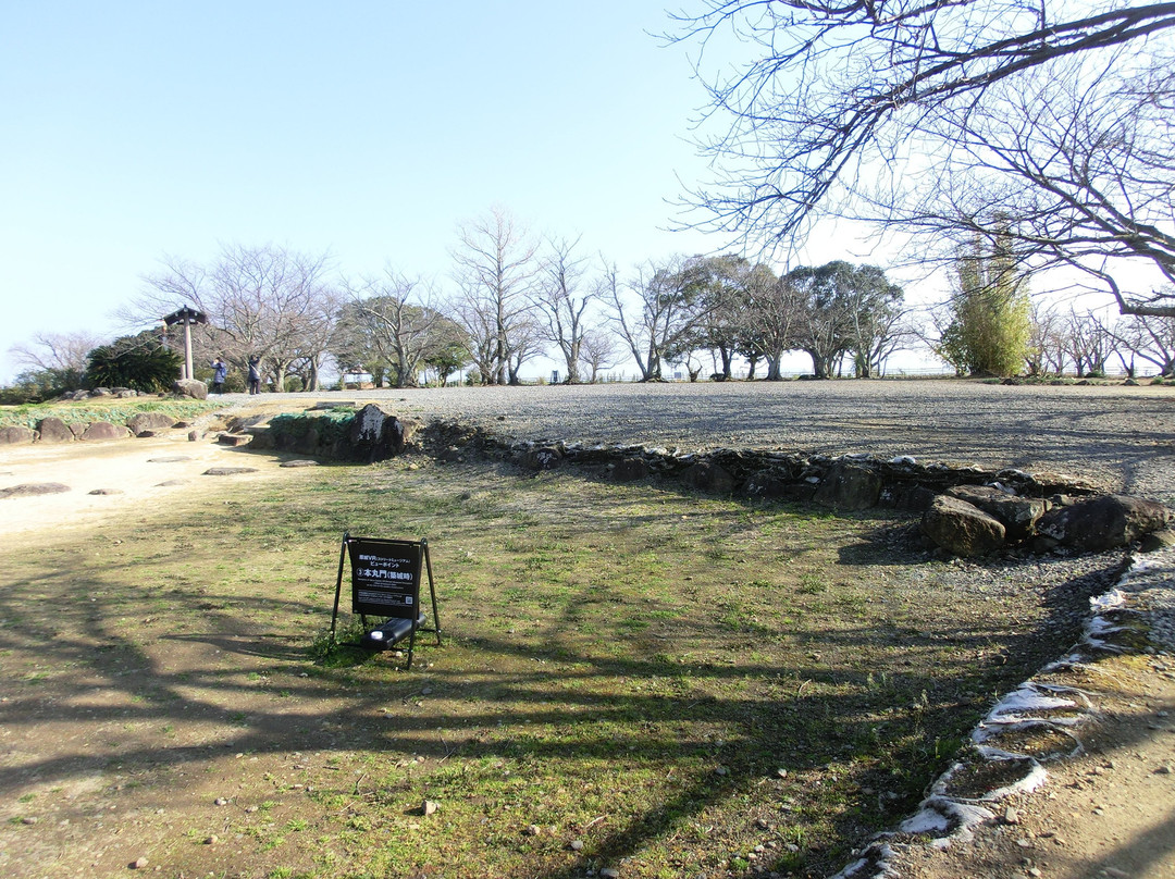 Hara Castle Ruin景点图片