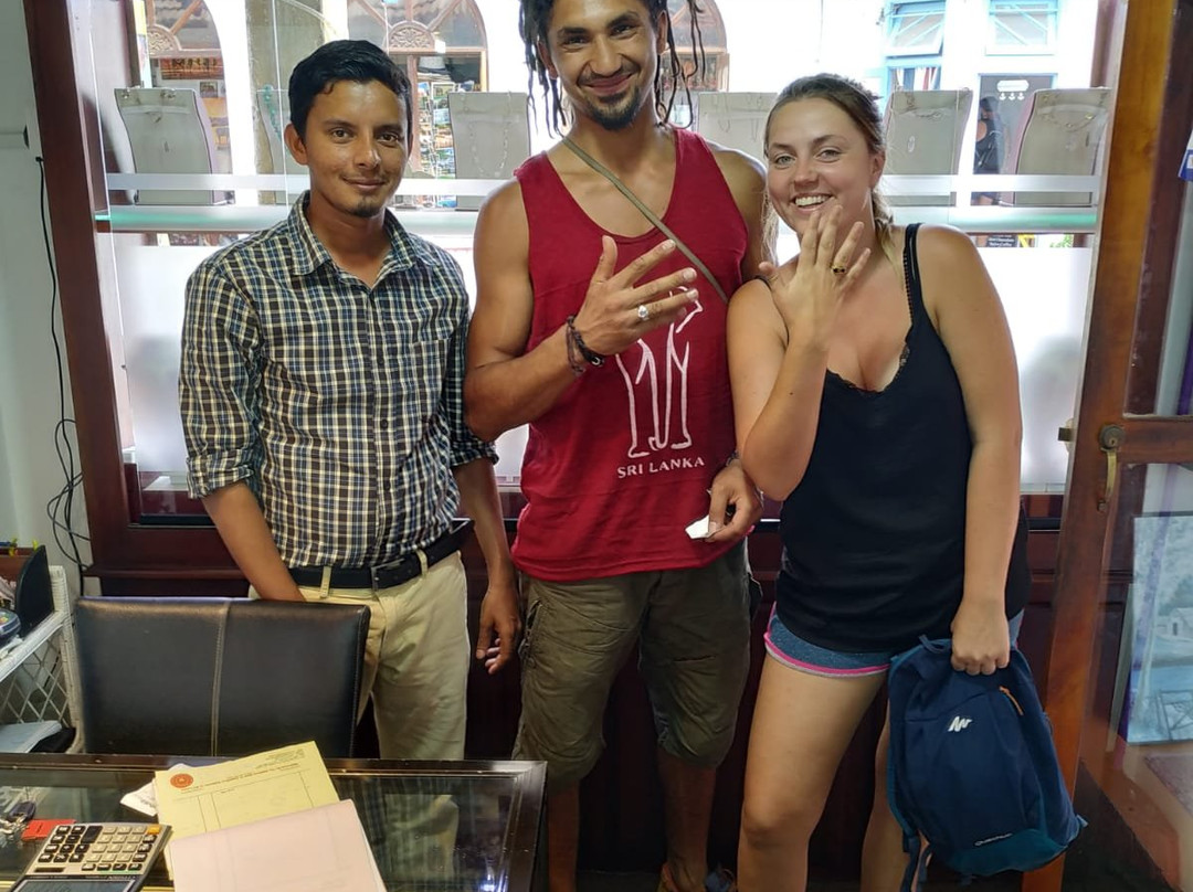 Crestar-加勒必去景点