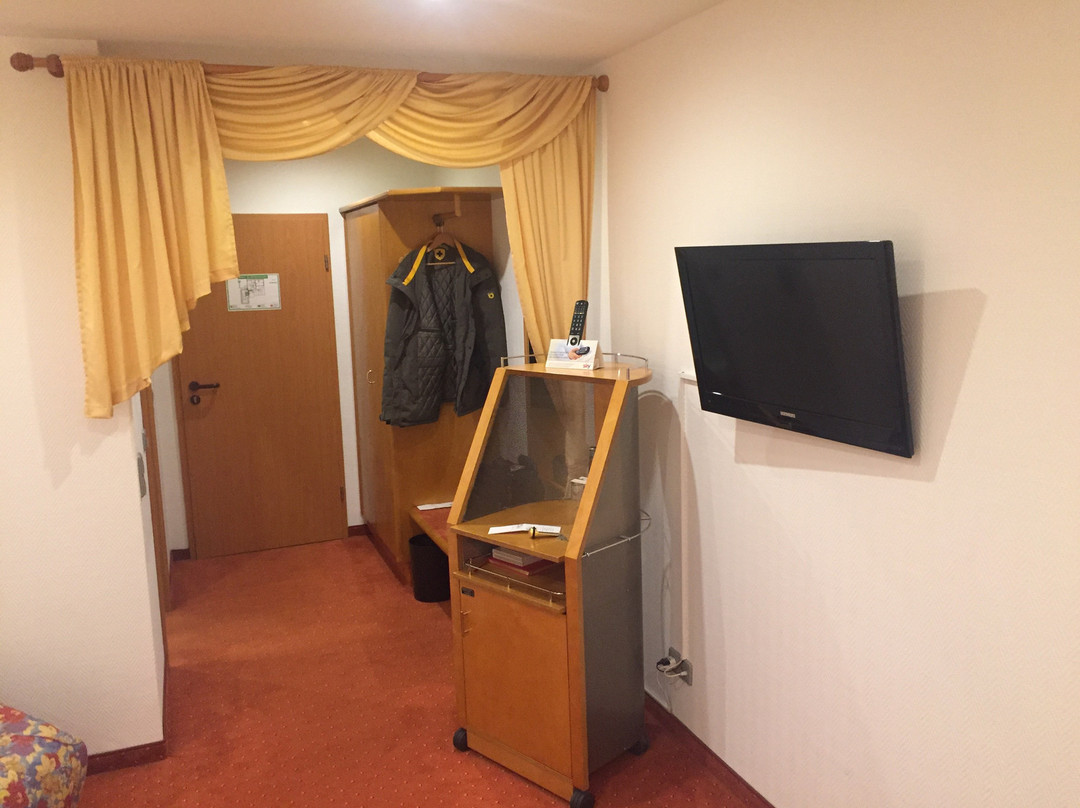 奥赫森酒店主图