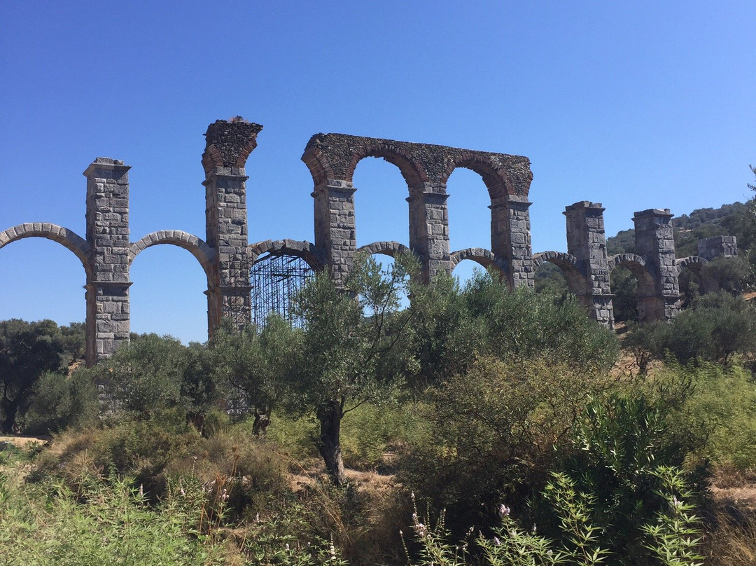 The Roman Aqueduct-Moria必去景点