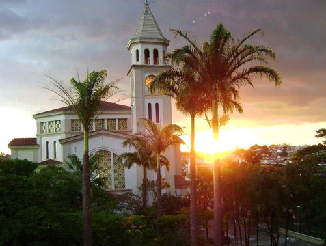 Paroquia Nossa Senhora da Penha-Itapira必去景点