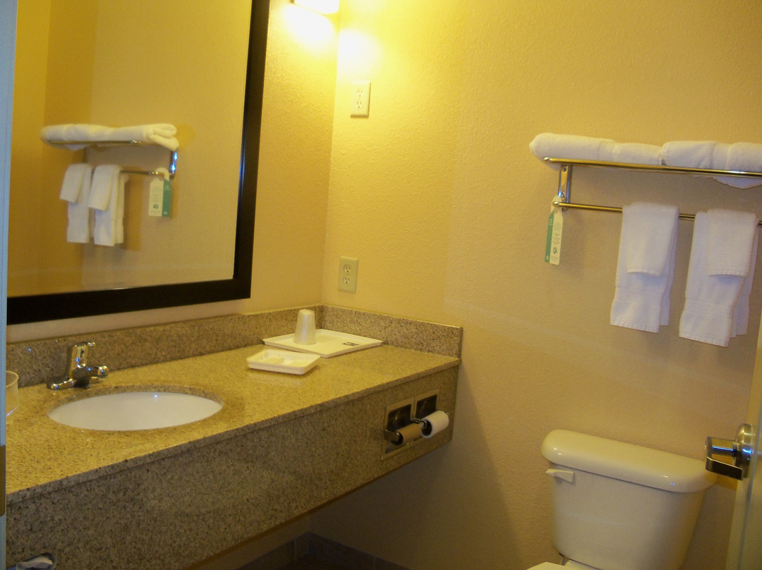 Comfort Inn & Suites Orange - Montpelier主图