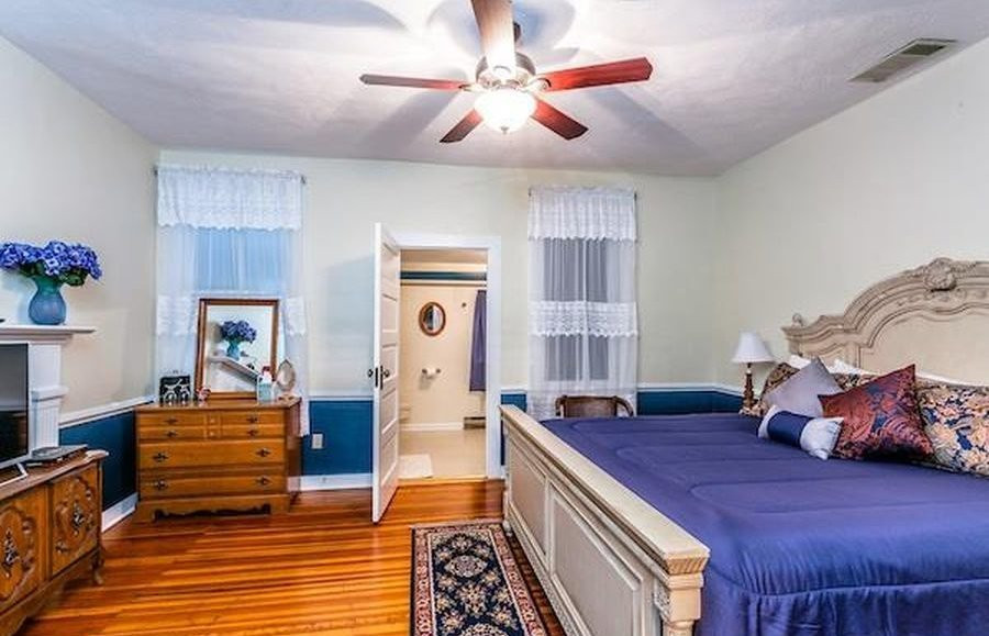 The Buckhorn Inn主图