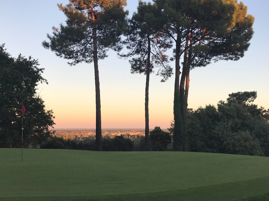 Golf International d'Arcachon-拉泰斯特德比克必去景点