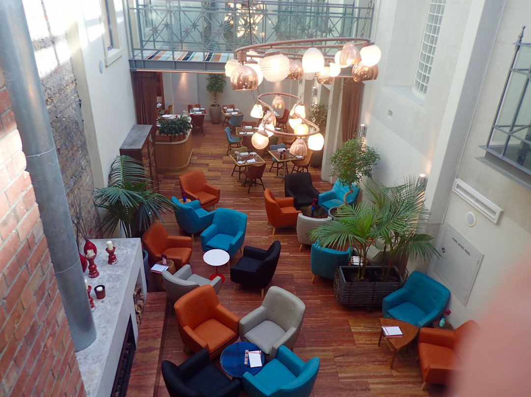 德布雷特酒店主图