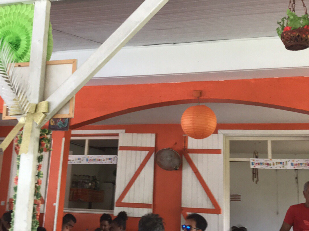 Douville餐馆和美食-Au Coin Tranquille