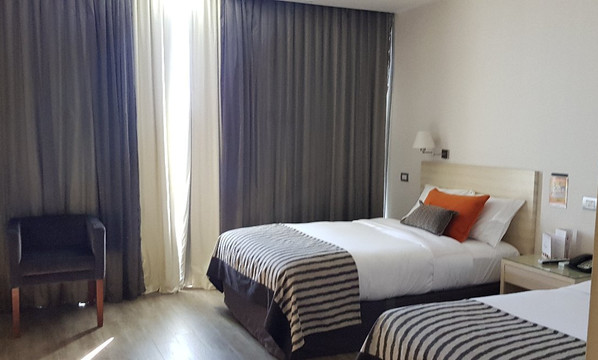 卡斯罗塔尔卡酒店主图