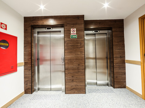 i5 娱乐酒店主图