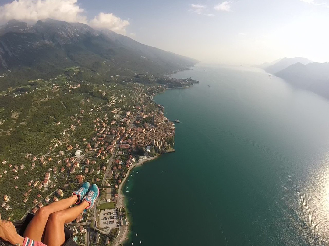 Fly2Fun Tandem Paragliding景点图片