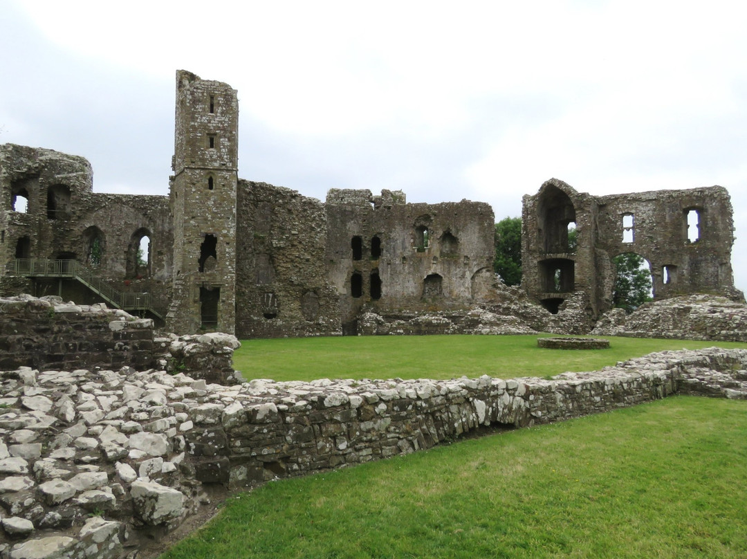 Llawhaden Castle景点图片
